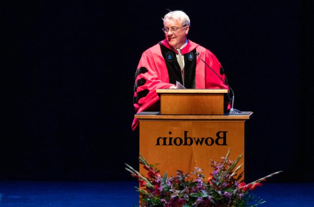 Professor Laurence speaks at Convocation, Pickard Theater